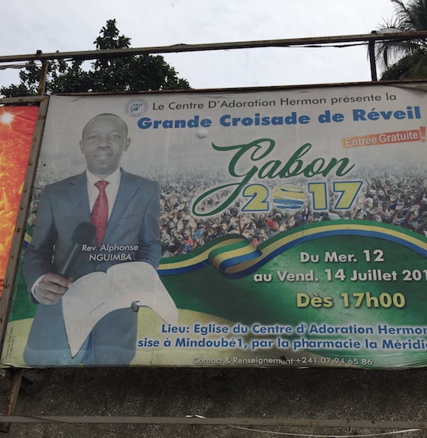 Publicité pour une soirée d'évangélisation dans une église réveillée du Gabon